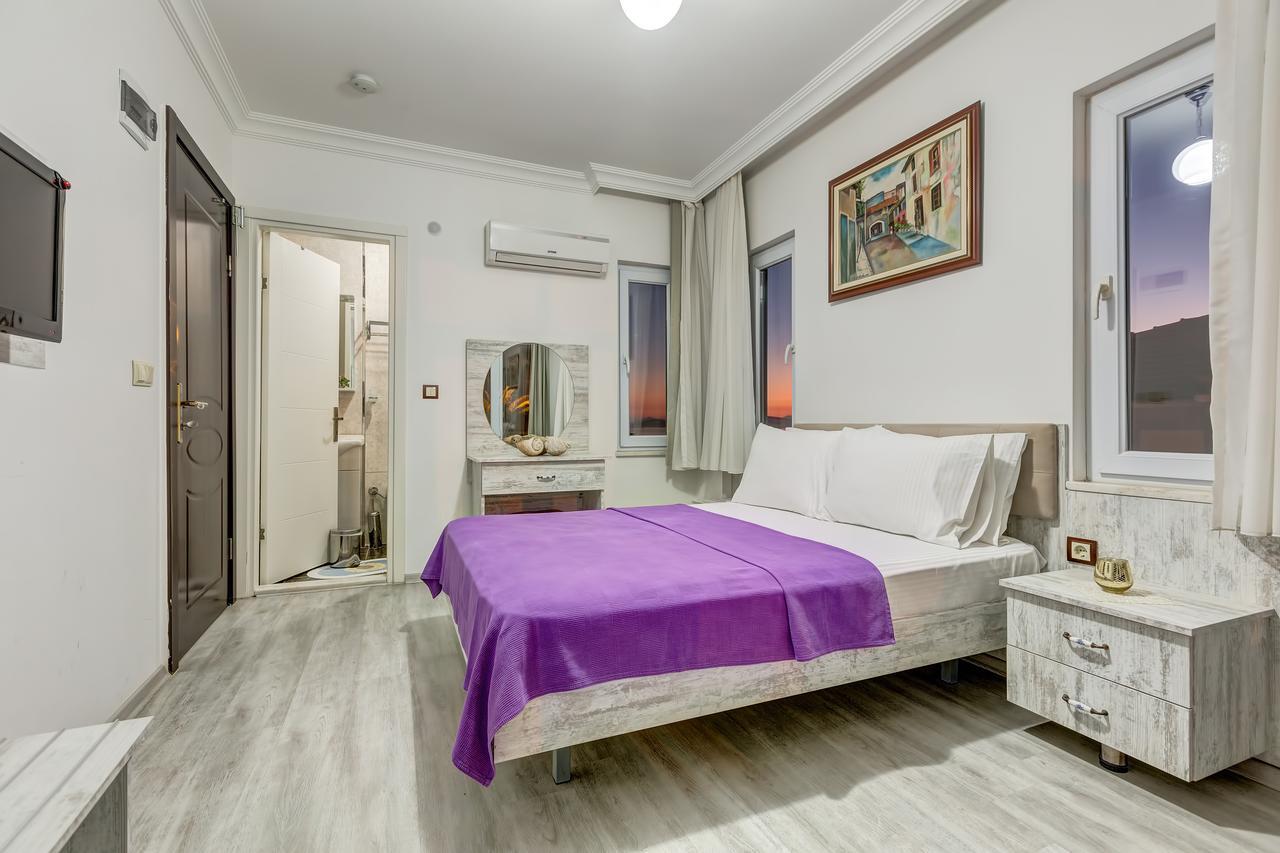 Nefes Hotel Ayvalik Exterior photo